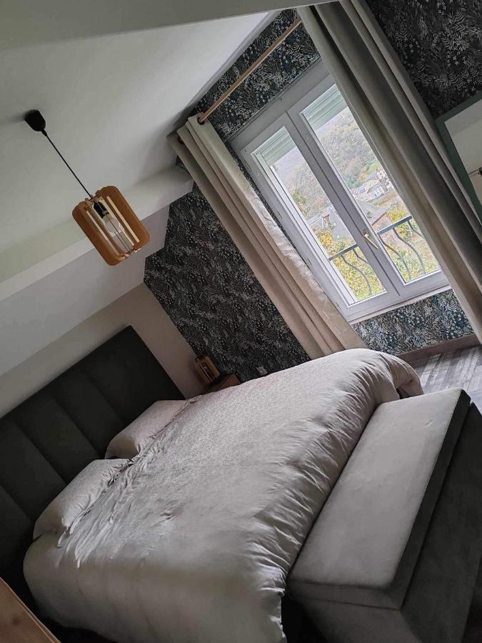 Chez Gwen Et Marie Villa Bogny-sur-Meuse Exteriör bild