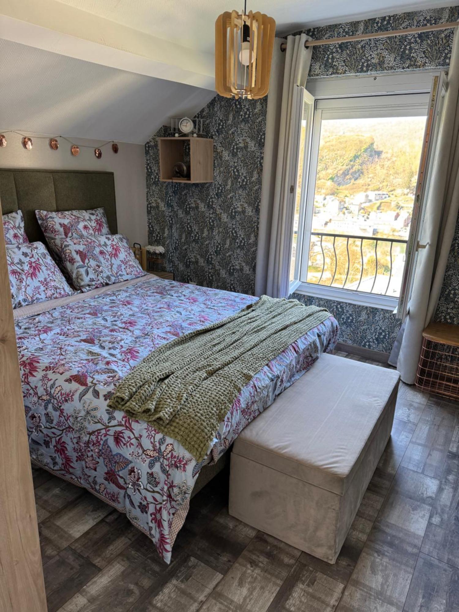 Chez Gwen Et Marie Villa Bogny-sur-Meuse Exteriör bild